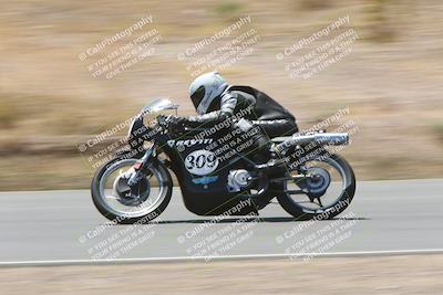 media/Apr-20-2025-AHRMA (Sun) [[393a79c373]]/Race/Group 4/Turn 4b/